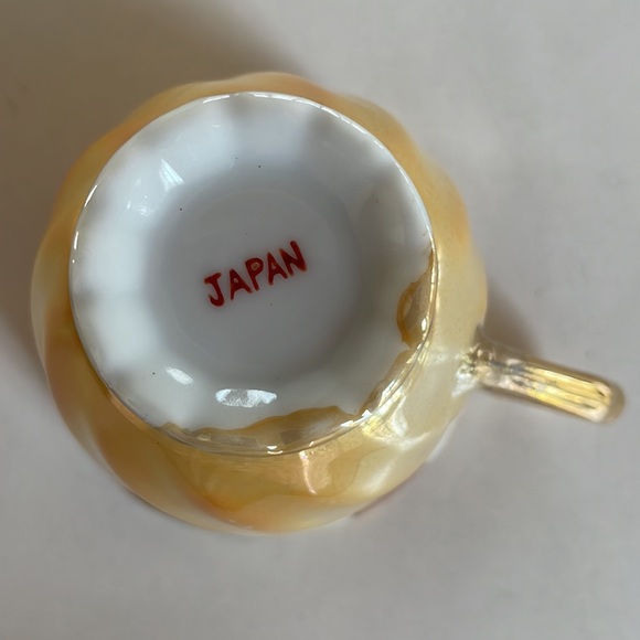 VTG Iridescent Peach Demitasse Cup & Saucer - Picture 5 of 6